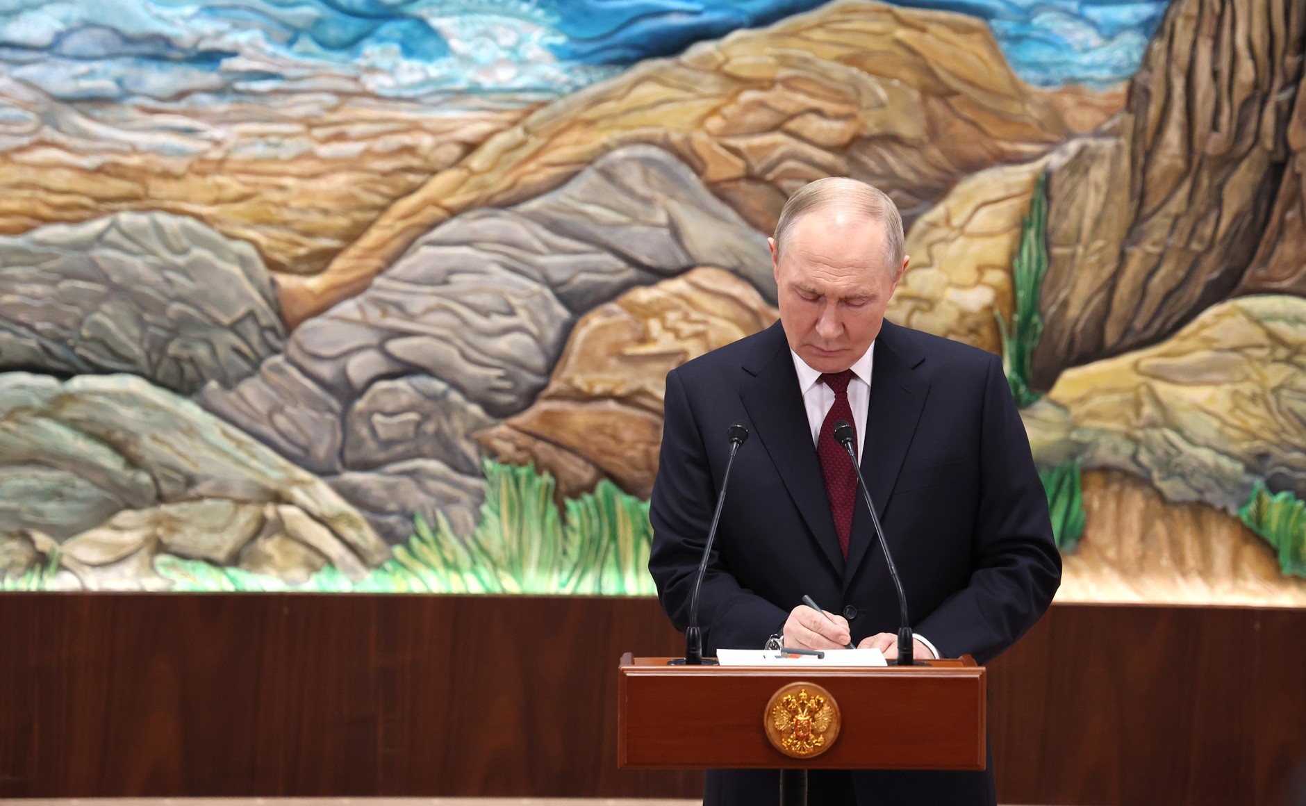 Политическая панорама: главные события и решения недели - 3